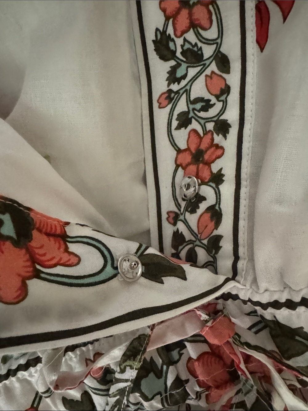CeCe White Floral Maxi Dress with V-Neck and Drawstring Waist - Size Lg - NWT - Picture 8 of 8